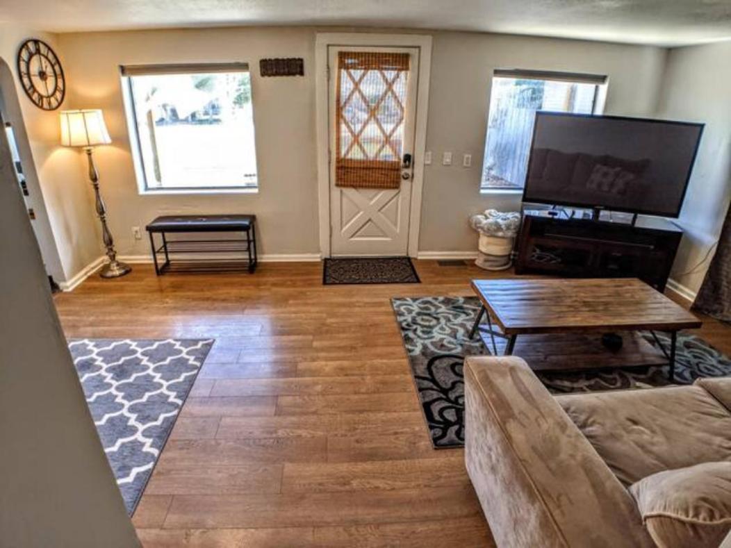 Little Blue Bungalow On Boise'S Bench, Pet Friendly, Fully Fenced Yard With Doggie Door! 2 Miles From Bsu, 5 Minutes From Downtown Boise, Desk And Workstation For Remote Workers, 2 Tv'S Large Walk-In Closet, Good For Mid-Term Stays Eksteriør bilde