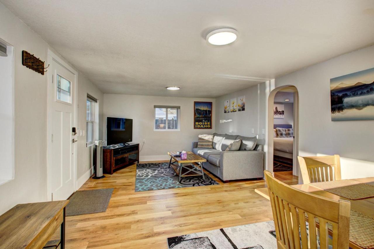 Little Blue Bungalow On Boise'S Bench, Pet Friendly, Fully Fenced Yard With Doggie Door! 2 Miles From Bsu, 5 Minutes From Downtown Boise, Desk And Workstation For Remote Workers, 2 Tv'S Large Walk-In Closet, Good For Mid-Term Stays Eksteriør bilde