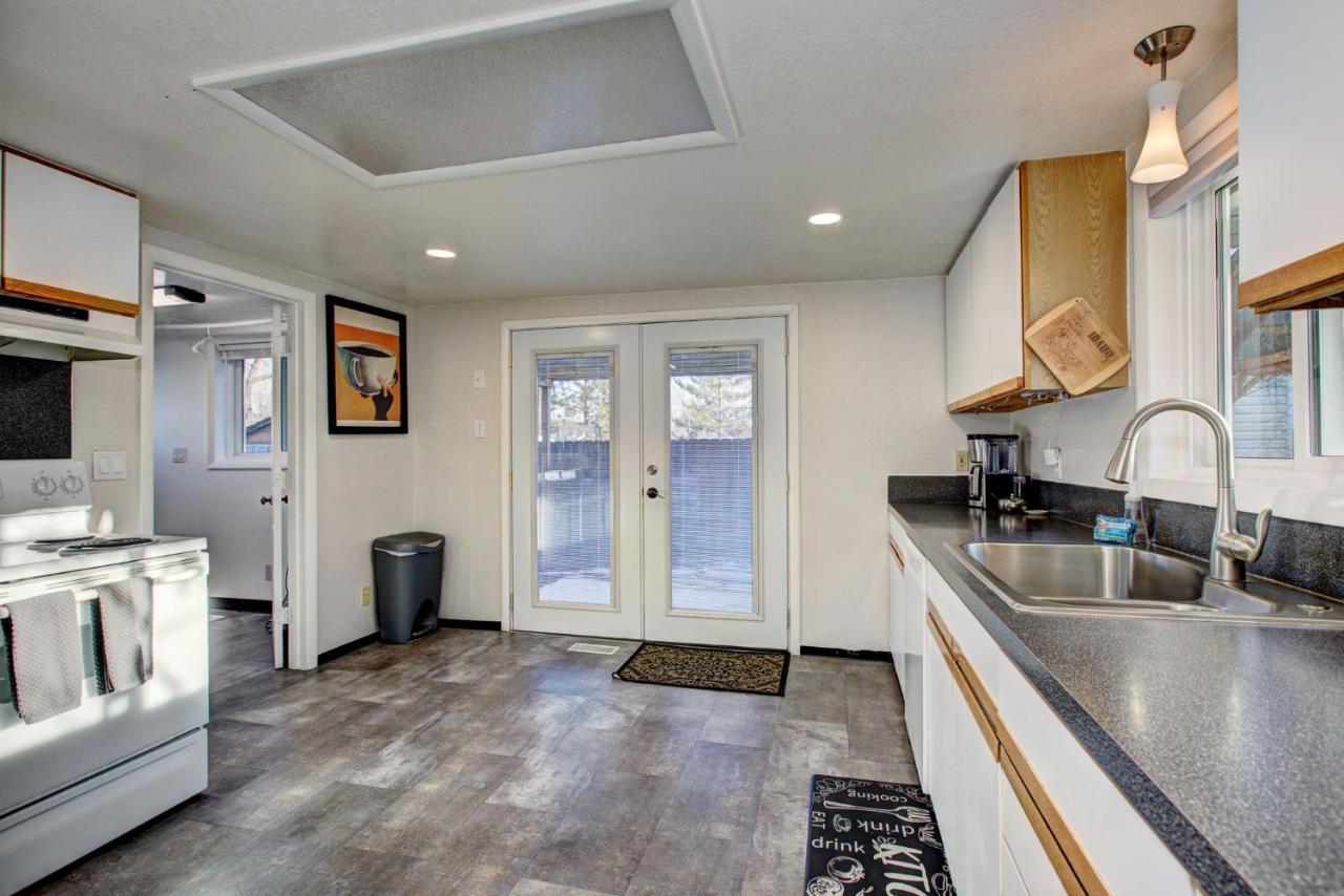 Little Blue Bungalow On Boise'S Bench, Pet Friendly, Fully Fenced Yard With Doggie Door! 2 Miles From Bsu, 5 Minutes From Downtown Boise, Desk And Workstation For Remote Workers, 2 Tv'S Large Walk-In Closet, Good For Mid-Term Stays Eksteriør bilde