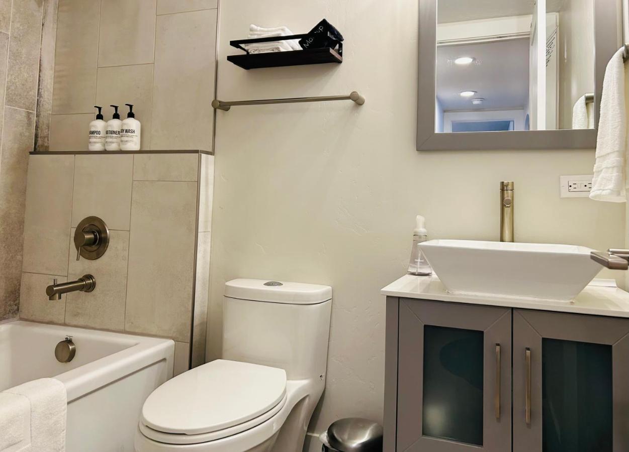 Little Blue Bungalow On Boise'S Bench, Pet Friendly, Fully Fenced Yard With Doggie Door! 2 Miles From Bsu, 5 Minutes From Downtown Boise, Desk And Workstation For Remote Workers, 2 Tv'S Large Walk-In Closet, Good For Mid-Term Stays Eksteriør bilde