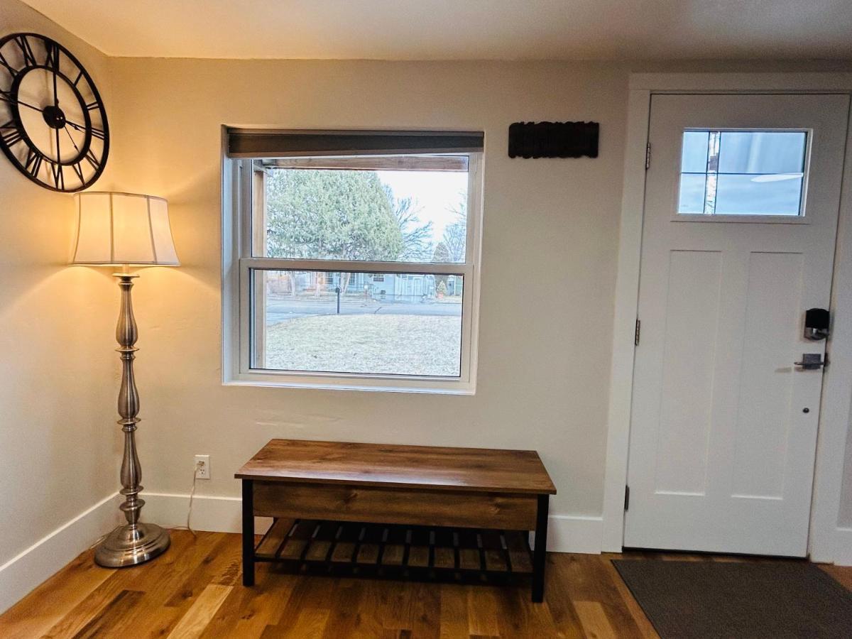 Little Blue Bungalow On Boise'S Bench, Pet Friendly, Fully Fenced Yard With Doggie Door! 2 Miles From Bsu, 5 Minutes From Downtown Boise, Desk And Workstation For Remote Workers, 2 Tv'S Large Walk-In Closet, Good For Mid-Term Stays Eksteriør bilde